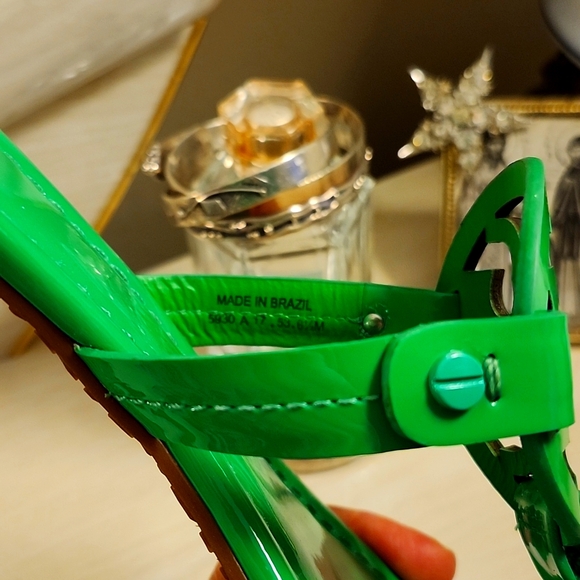 ●RARE●💚 Fluorescent Millers in Green by Tory Burch - Picture 6 of 8